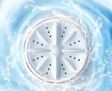 Mini machine Ă laver qui simplifie la vie pour les petites lessives