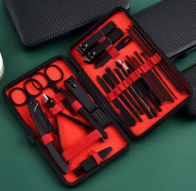 Kit de Manucure & Pédicure 24 pièces