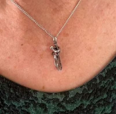 Collier Amour - L'union éternelle à moitié prix