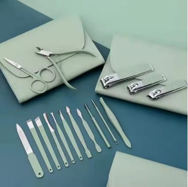 Kit de Manucure et Pédicure 16 en 1